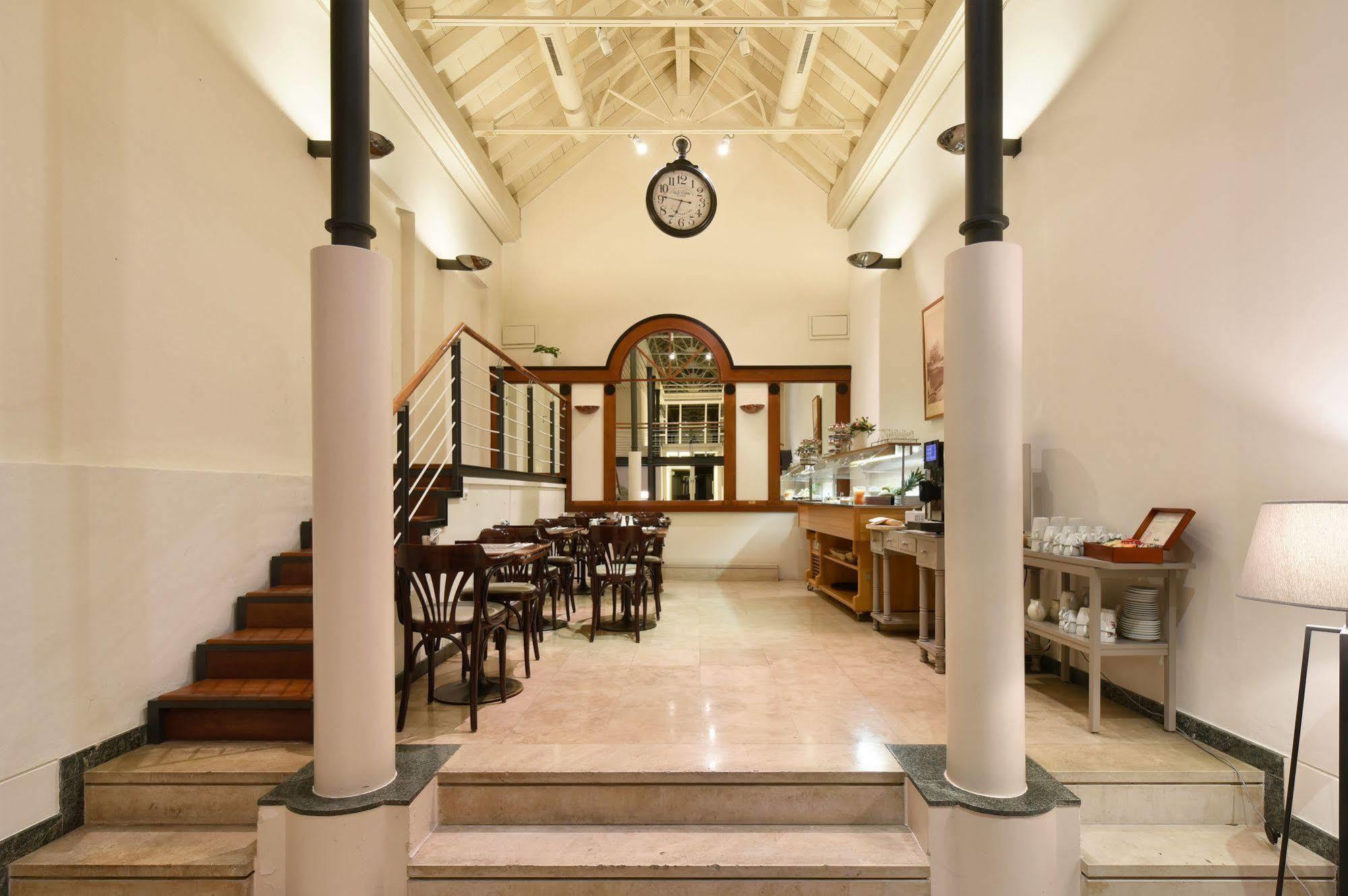 L'Hotel By Hostellerie Du Chateau Rolle Dış mekan fotoğraf